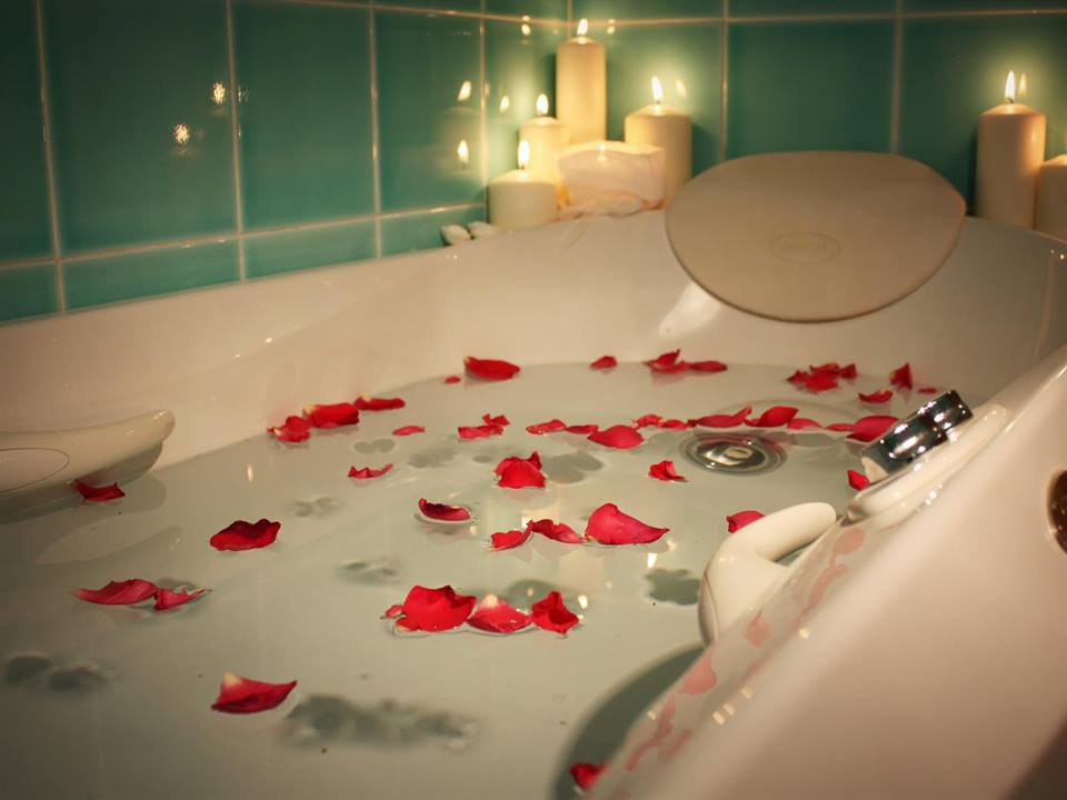 dettaglio bagno camera classica